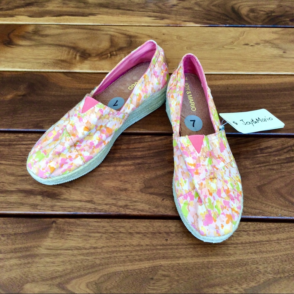 Joy & Mario Canvas Wedges Espadrilles